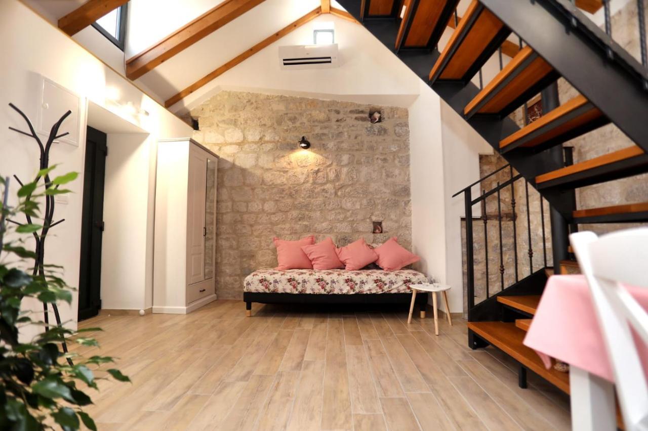Studio Apartman Mihaella Kaštela Exteriér fotografie
